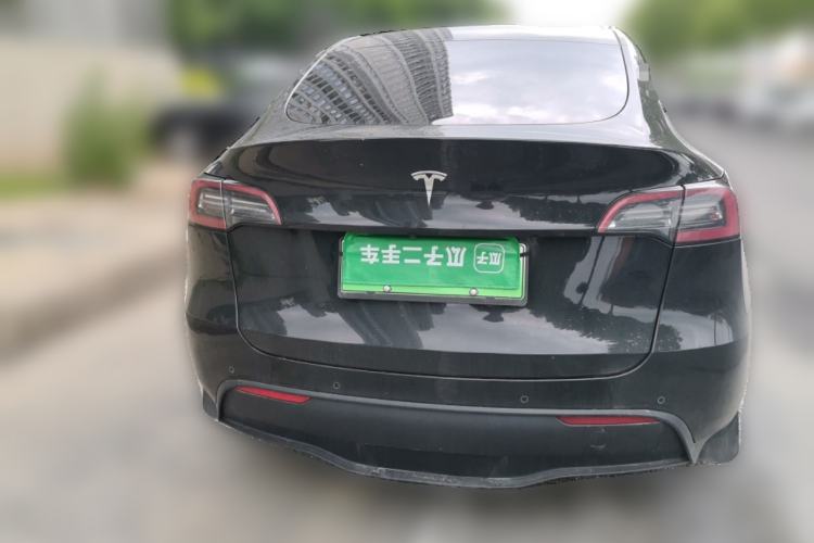 Used Tesla Model Y 2023 Rear-Wheel-Drive Version Exterior 4