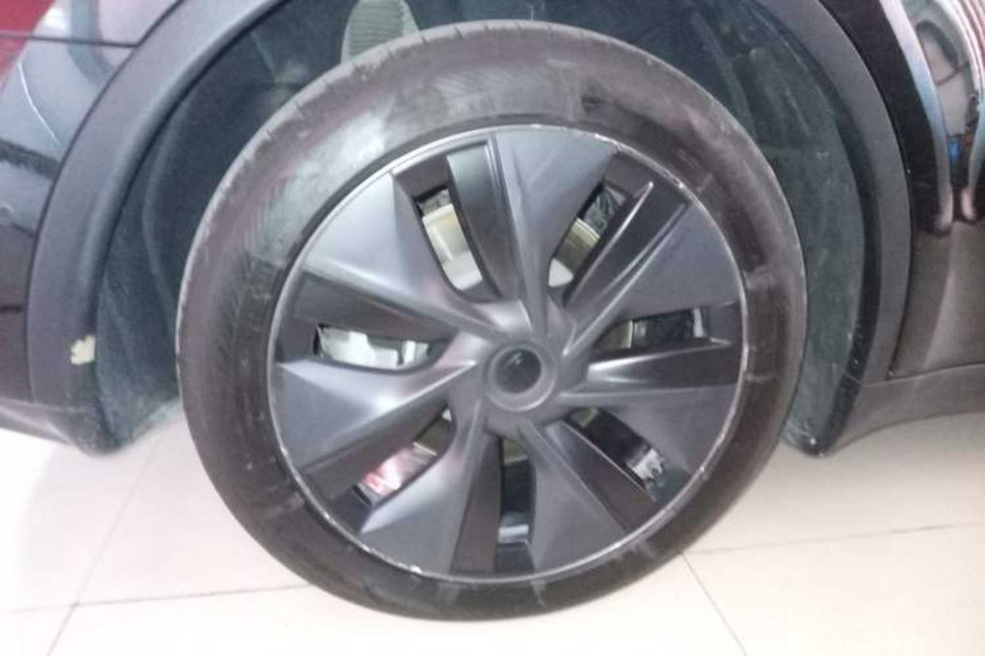 Used Tesla Model Y 2023 Rear-Wheel-Drive Version Exterior 5