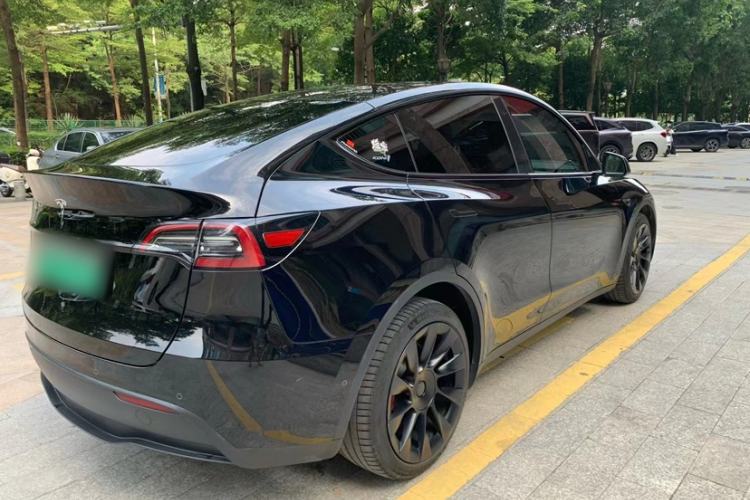 Used Tesla Model Y 2023 Long-Range All-Wheel-Drive Version Exterior 5