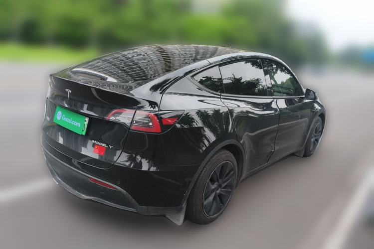 Used Tesla Model Y 2023 Rear-Wheel-Drive Version Exterior 5