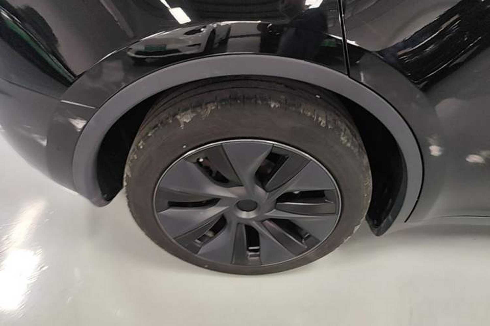 Used Tesla Model Y 2023 Rear-Wheel-Drive Version Exterior 5
