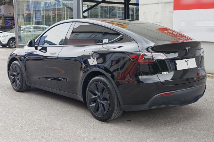 Used Tesla Model Y 2023 Rear-Wheel-Drive Version Exterior 5