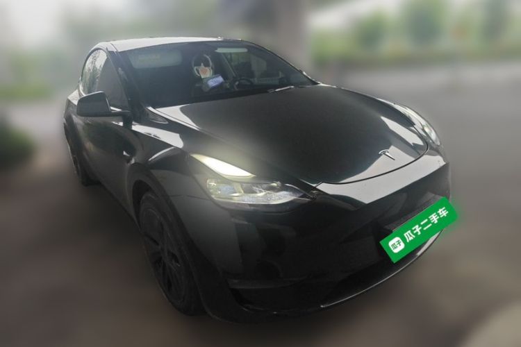 Used Tesla Model Y 2023 Long-Range All-Wheel-Drive Version Exterior 5