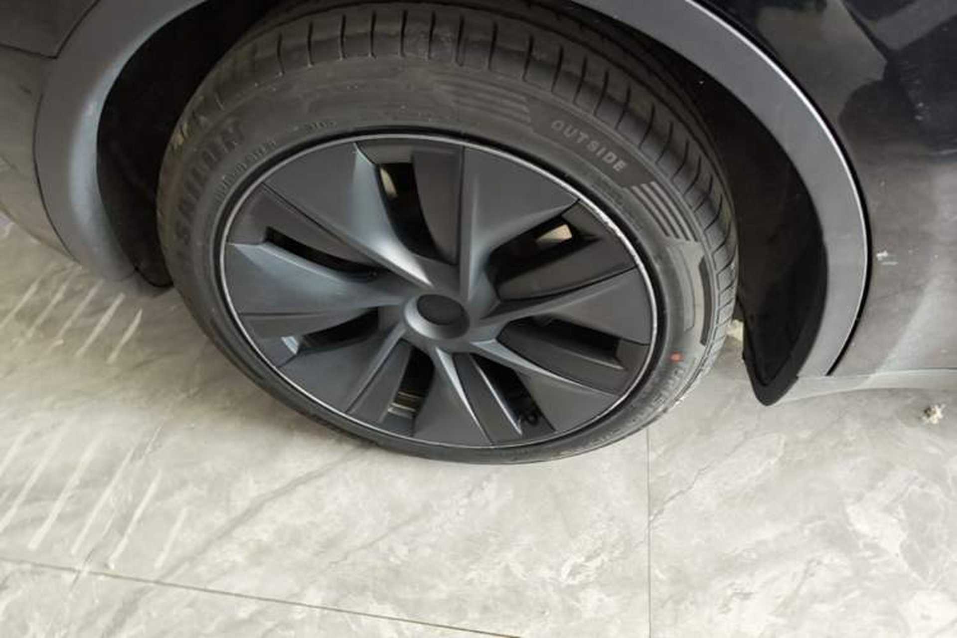 Used Tesla Model Y 2023 Rear-Wheel-Drive Version Exterior 5