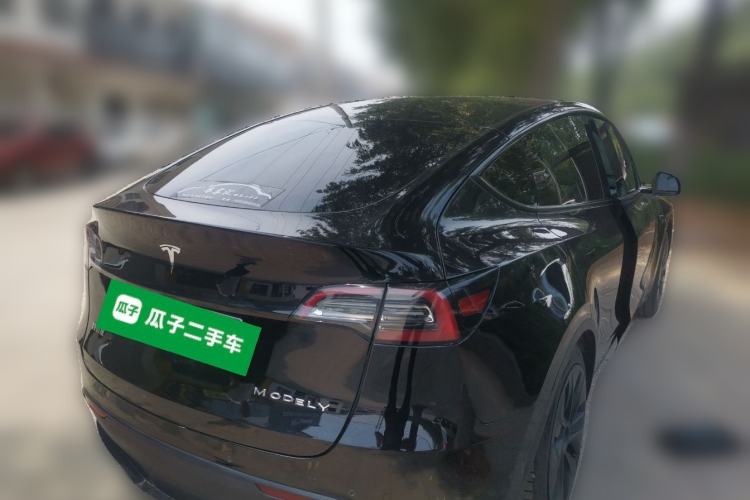 Used Tesla Model Y 2023 Rear-Wheel-Drive Version Exterior 5