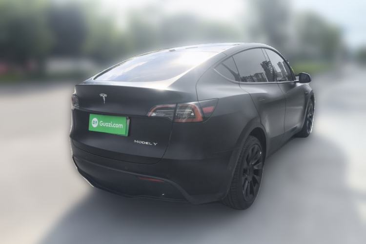 Used Tesla Model Y 2023 Long-Range All-Wheel-Drive Version Exterior 5