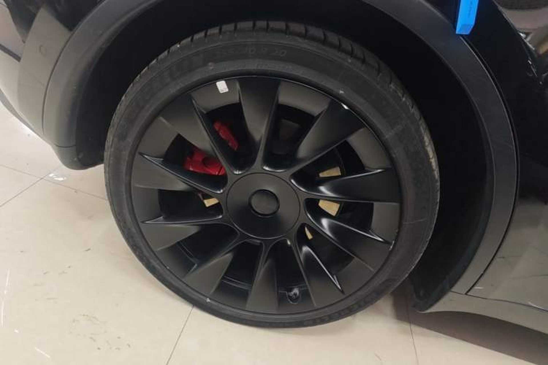 Used Tesla Model Y 2023 Rear-Wheel-Drive Version Exterior 5