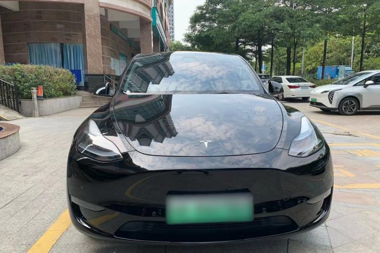 Used Tesla Model Y 2023 Long-Range All-Wheel-Drive Version Exterior 6