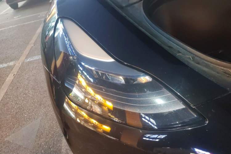 Used Tesla Model Y 2023 Rear-Wheel-Drive Version Exterior 6