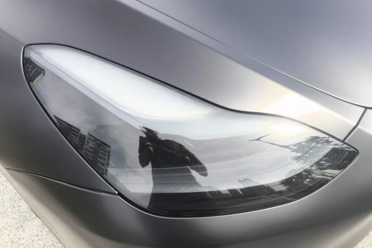 Used Tesla Model Y 2023 Long-Range All-Wheel-Drive Version Exterior 6