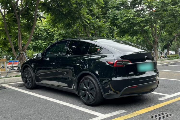 Used Tesla Model Y 2023 Rear-Wheel-Drive Version Exterior 7