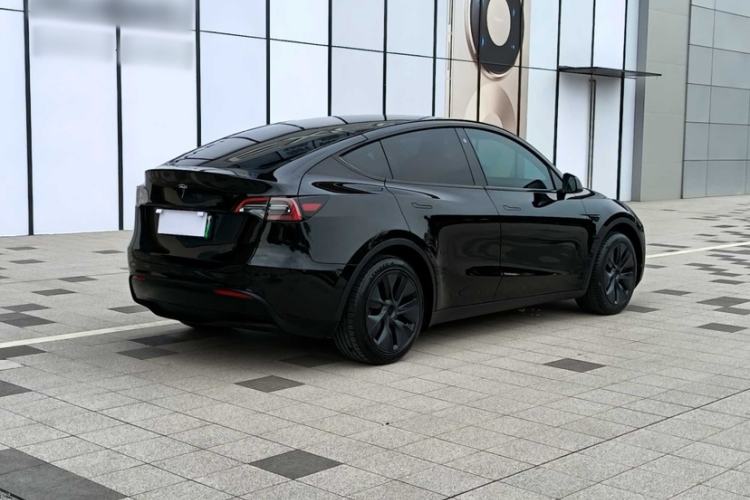 Used Tesla Model Y 2023 Rear-Wheel-Drive Version Exterior 8