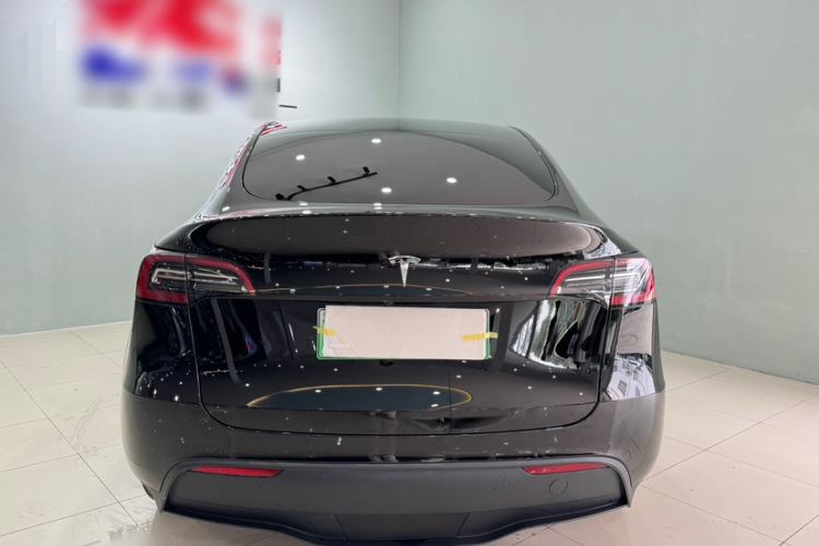 Used Tesla Model Y 2023 Rear-Wheel-Drive Version Exterior 9