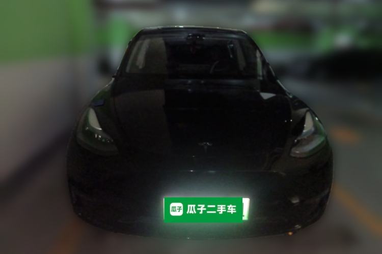 Used Tesla Model Y 2023 Long-Range All-Wheel-Drive Version Front