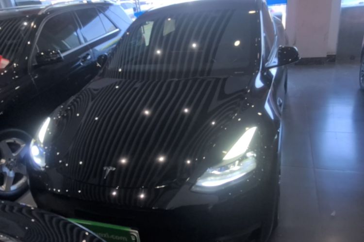 Used Tesla Model Y 2023 Long-Range All-Wheel-Drive Version Front