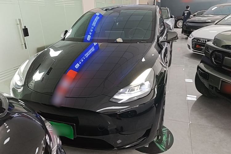 Used Tesla Model Y 2023 Rear-Wheel-Drive Version Front