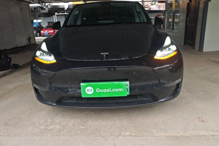 Used Tesla Model Y 2023 Long-Range All-Wheel-Drive Version Front