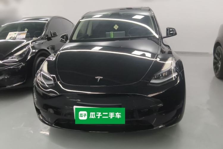 Used Tesla Model Y 2023 Rear-Wheel-Drive Version Front