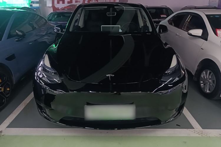 Used Tesla Model Y 2023 Rear-Wheel-Drive Version Front