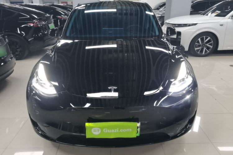 Used Tesla Model Y 2023 Rear-Wheel-Drive Version Front
