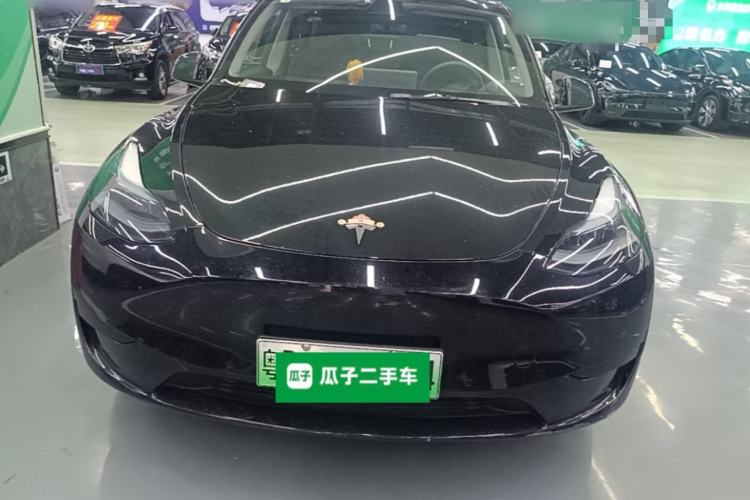 Used Tesla Model Y 2023 Rear-Wheel-Drive Version Front