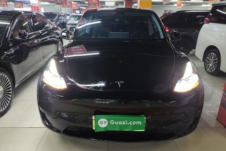 Used Tesla Model Y 2023 Rear-Wheel-Drive Version Front