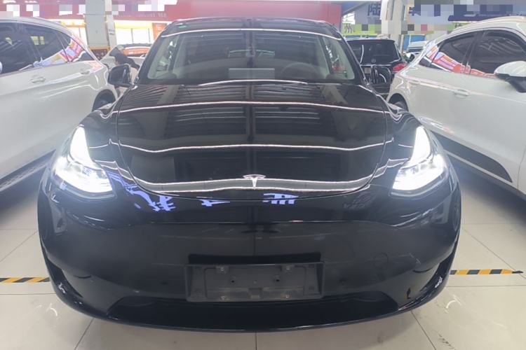 Used Tesla Model Y 2023 Rear-Wheel-Drive Version Front