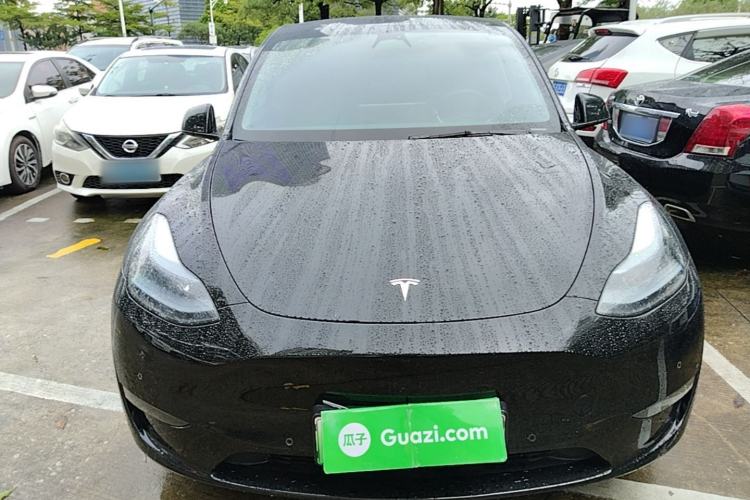 Used Tesla Model Y 2023 Long-Range All-Wheel-Drive Version Front