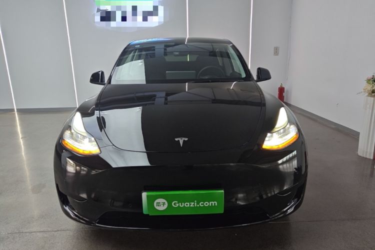 Used Tesla Model Y 2023 Rear-Wheel-Drive Version Front