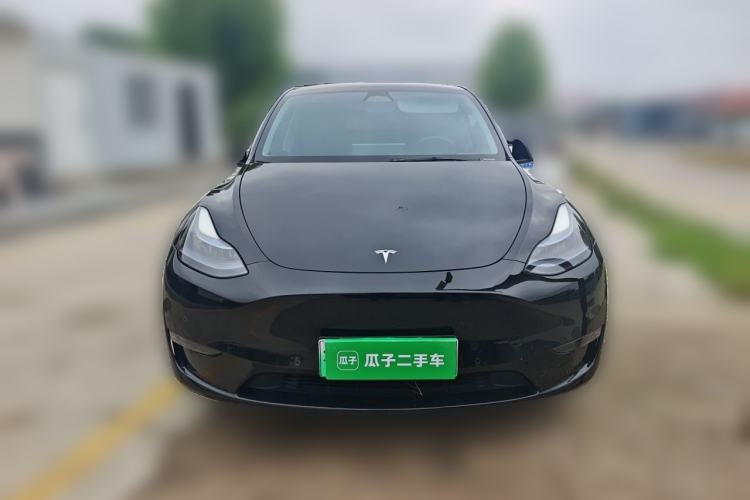 Used Tesla Model Y 2023 Long-Range All-Wheel-Drive Version Front