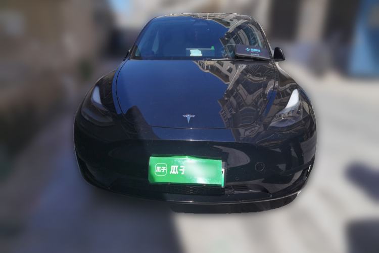 Used Tesla Model Y 2023 Rear-Wheel-Drive Version Front