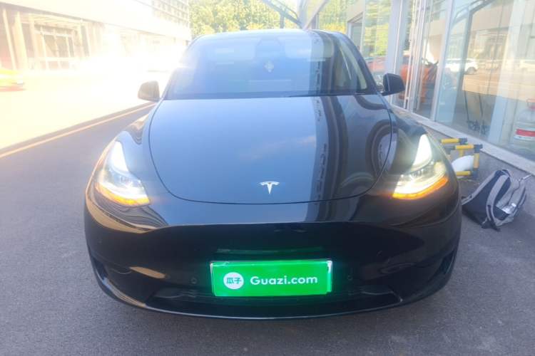 Used Tesla Model Y 2023 Rear-Wheel-Drive Version Front