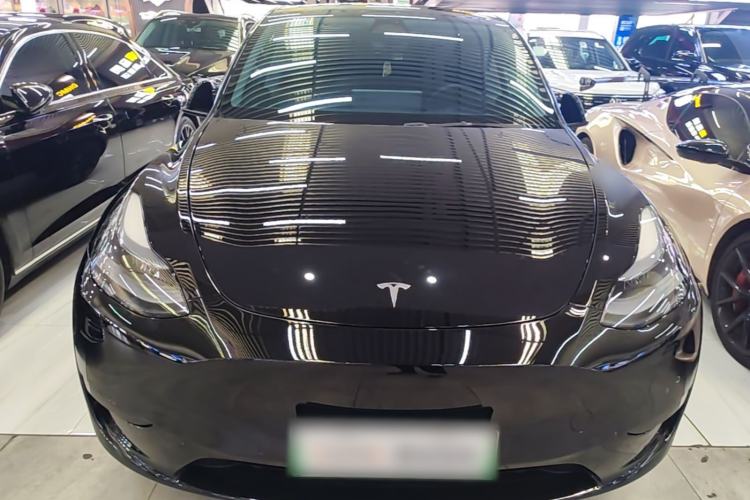 Used Tesla Model Y 2023 Rear-Wheel-Drive Version Front