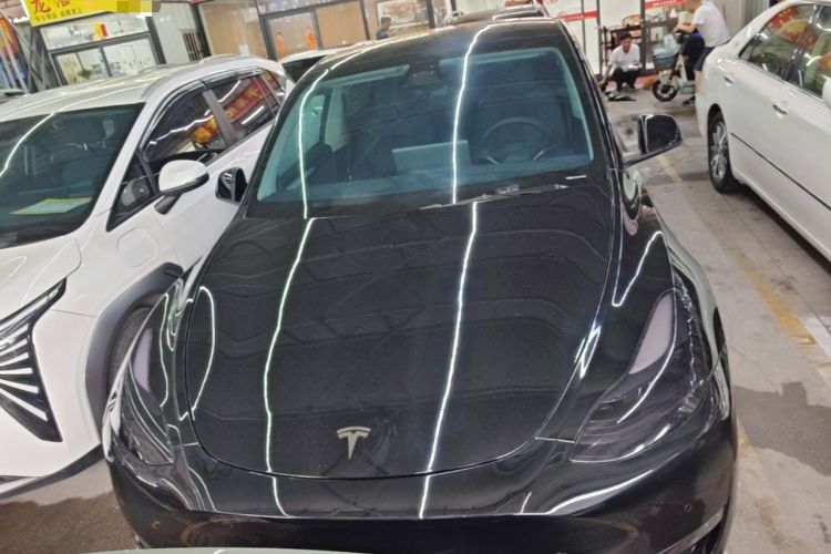 Used Tesla Model Y 2023 High-Performance All-Wheel-Drive Version Front