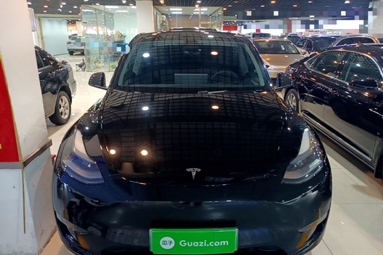 Used Tesla Model Y 2023 Long-Range All-Wheel-Drive Version Front