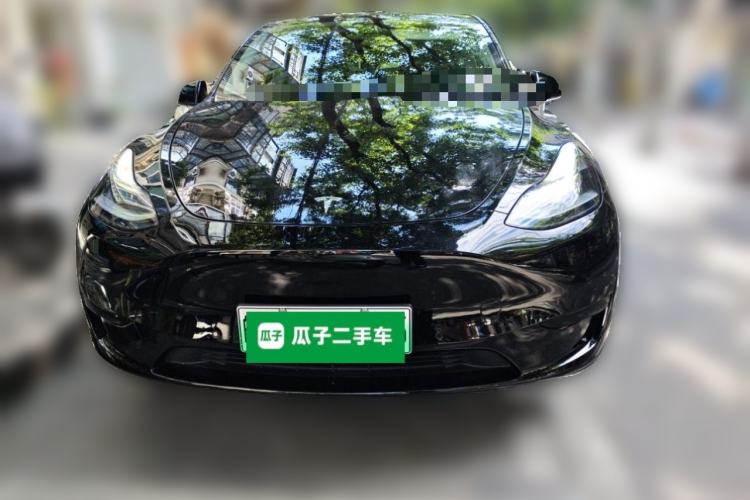 Used Tesla Model Y 2023 Rear-Wheel-Drive Version Front