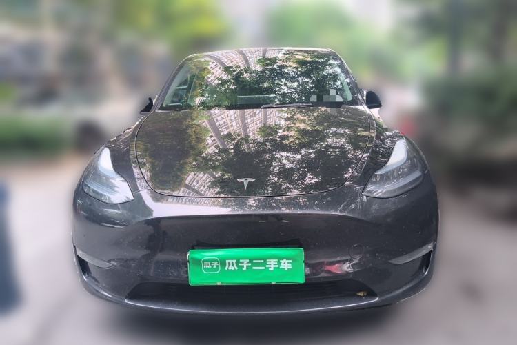 Used Tesla Model Y 2023 Long-Range All-Wheel-Drive Version Front