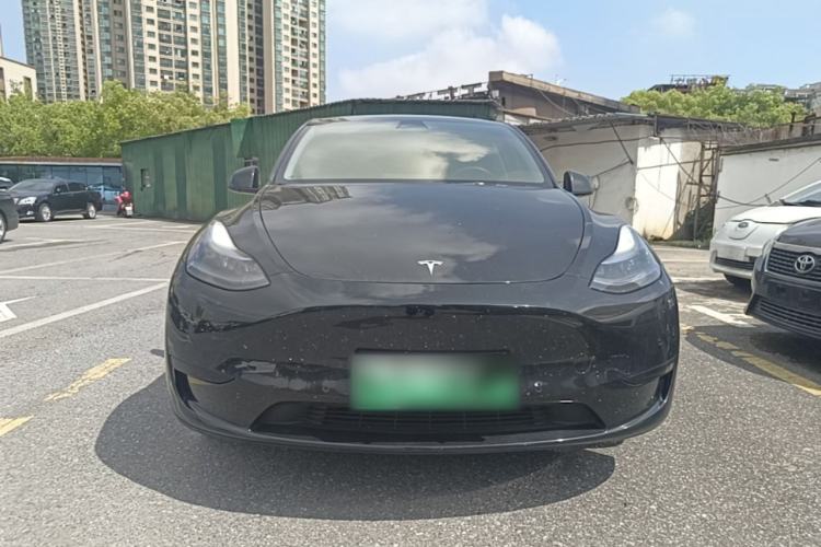 Used Tesla Model Y 2023 Rear-Wheel-Drive Version Front