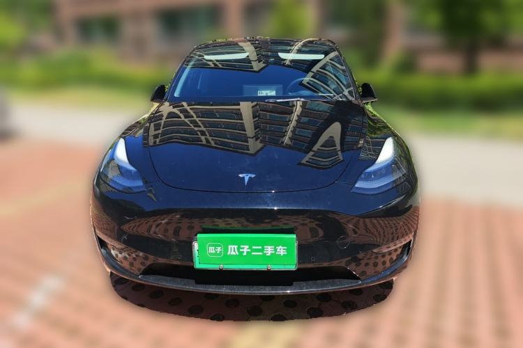 Used Tesla Model Y 2023 Long-Range All-Wheel-Drive Version Front