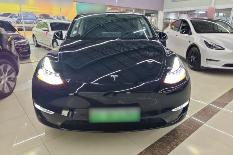 Used Tesla Model Y 2023 Long-Range All-Wheel-Drive Version Front