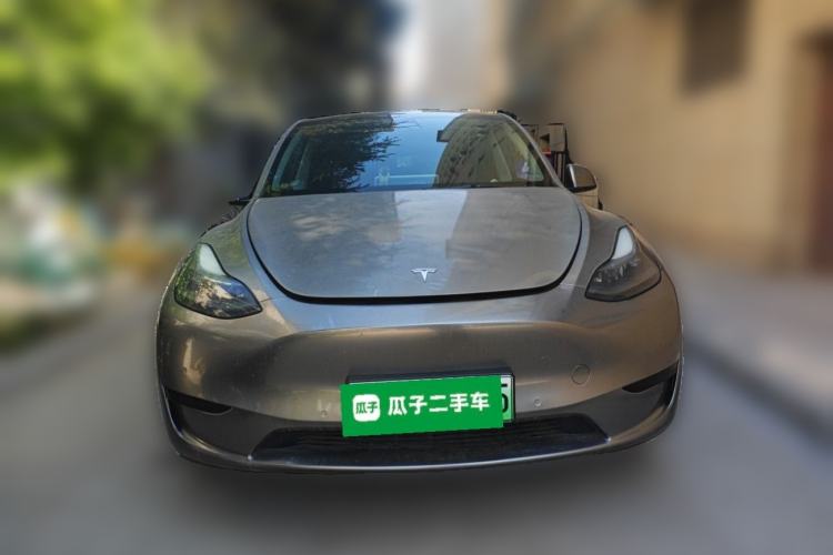 Used Tesla Model Y 2023 Rear-Wheel-Drive Version Front