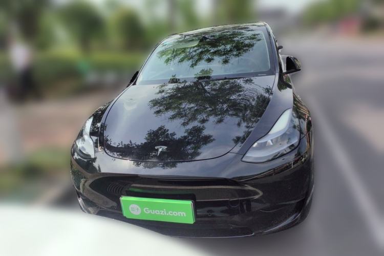 Used Tesla Model Y 2023 Rear-Wheel-Drive Version Front