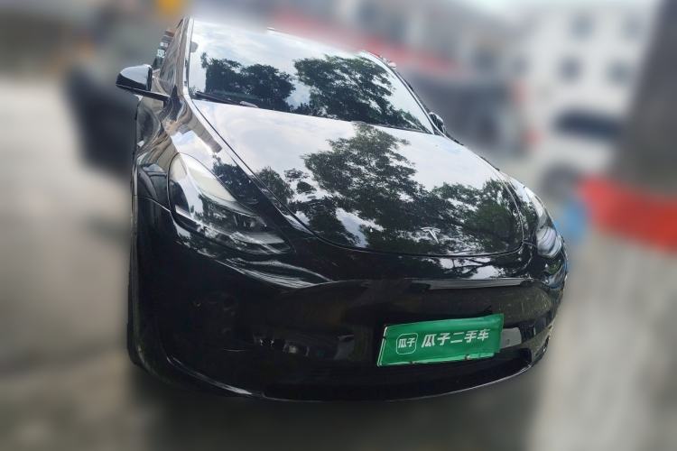 Used Tesla Model Y 2023 Rear-Wheel-Drive Version Front