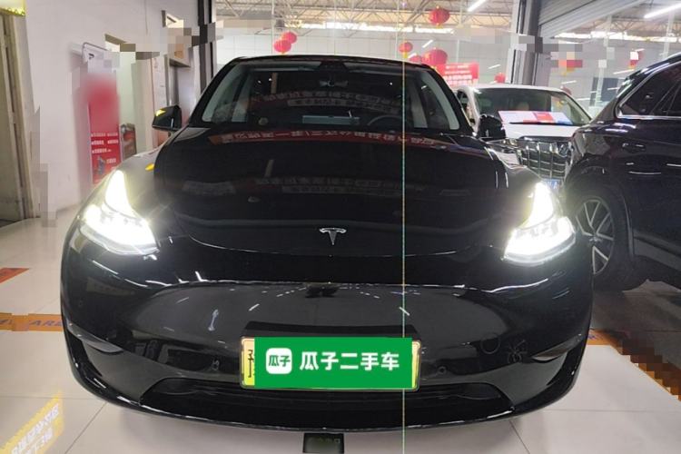 Used Tesla Model Y 2023 Long-Range All-Wheel-Drive Version Front
