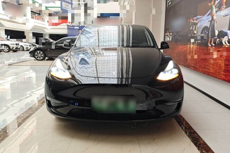 Used Tesla Model Y 2023 Long-Range All-Wheel-Drive Version Front