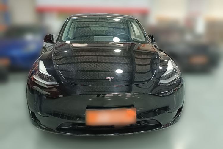 Used Tesla Model Y 2023 Rear-Wheel-Drive Version Front