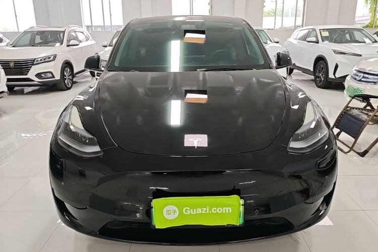 Used Tesla Model Y 2023 Rear-Wheel-Drive Version Front