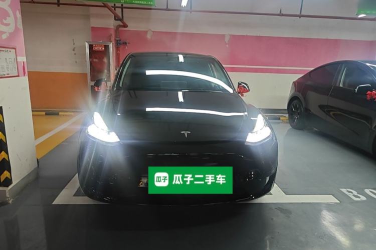 Used Tesla Model Y 2023 Rear-Wheel-Drive Version Front