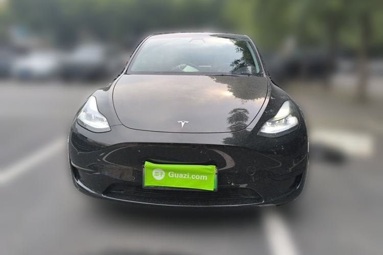 Used Tesla Model Y 2023 Rear-Wheel-Drive Version Front