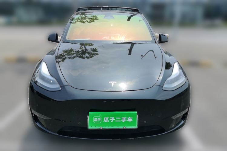 Used Tesla Model Y 2023 Long-Range All-Wheel-Drive Version Front